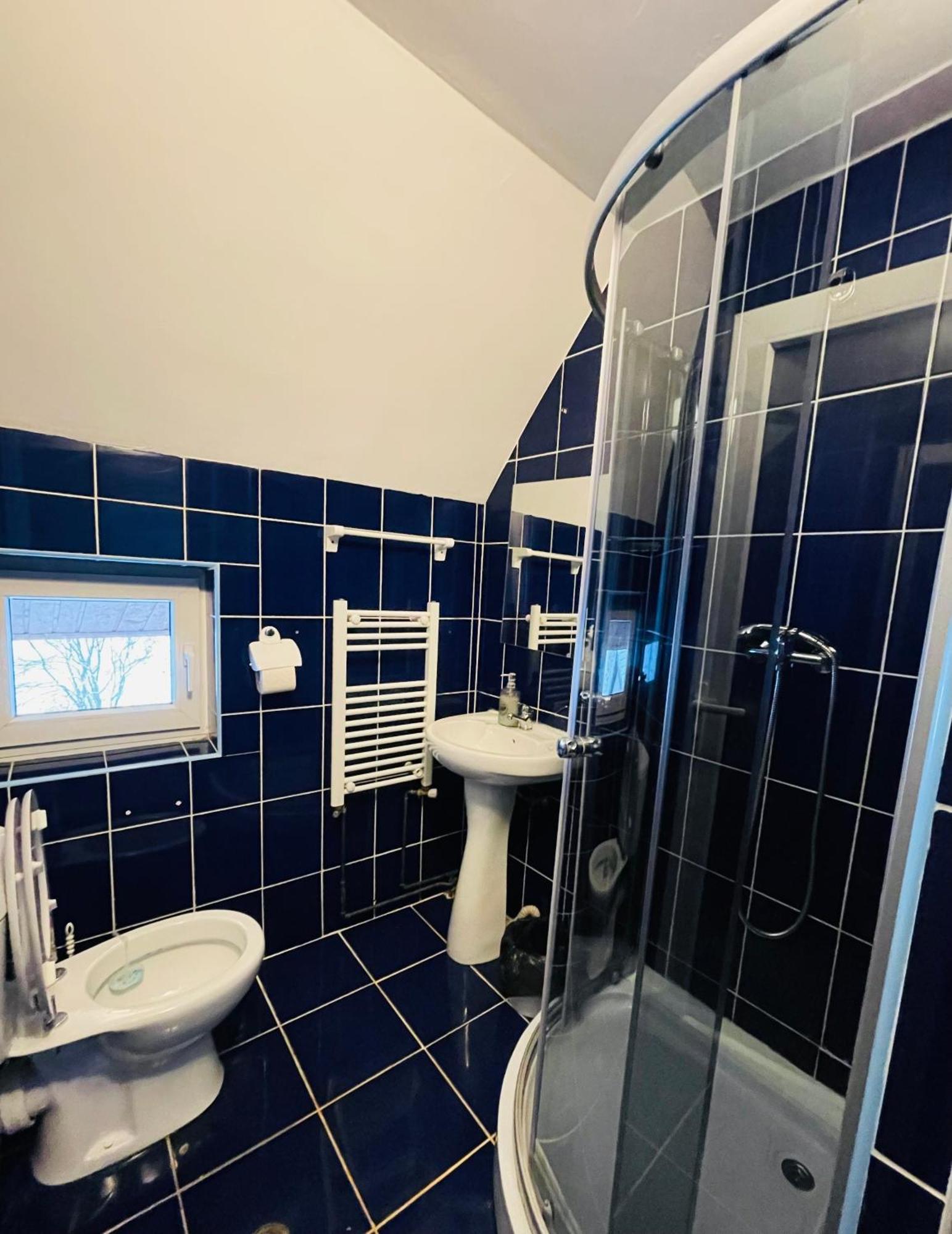 La Mama Hotel Pietroasa  Екстериор снимка